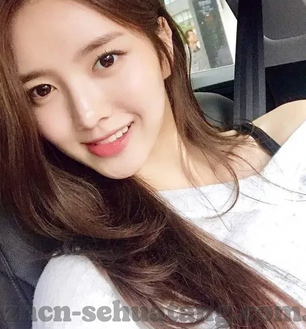 好色人妻-探索人性的复杂维度，好色与婚姻的微妙平衡